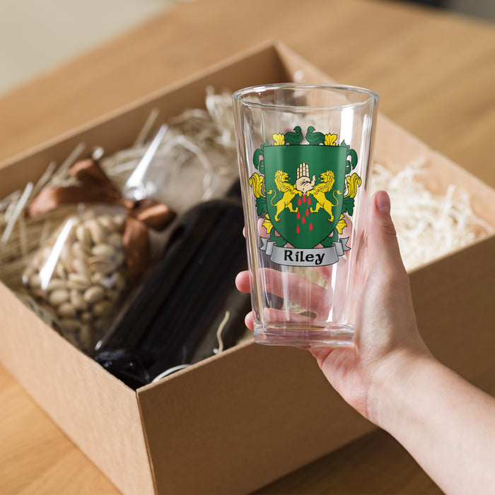 Riley Irish Family Crest Coat Of Arms 16oz Pint Glass - 7.62 Design