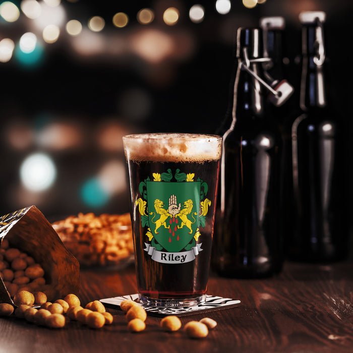 Riley Irish Family Crest Coat Of Arms 16oz Pint Glass - 7.62 Design