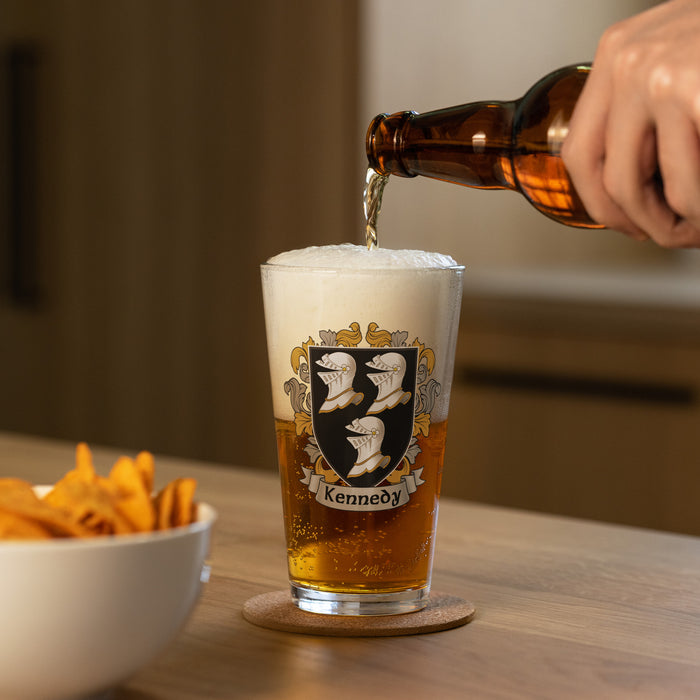 Kennedy Irish Family Crest Coat Of Arms 16oz Pint Glass - 7.62 Design